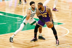 塔图姆在中国队比赛中败北，刷新纪录引发热议！